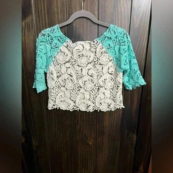 Y2K Delia’s White/Teal Lace Crop Top, Size: Medium - Picture 10 of 12